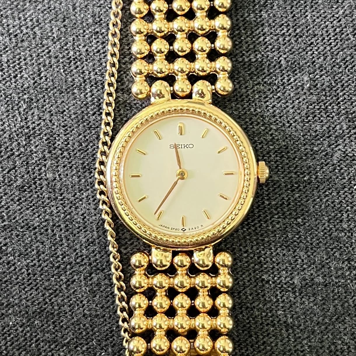 80s Vintage Seiko Women's Watch 2